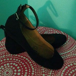 Navy Blue ballerina flats with ankle straps